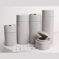 Kit de Viagem 4 em 1 Recarregável – Garrafa Compacta Anti-Vazamento (Com Spray, Bomba e Dispensador)